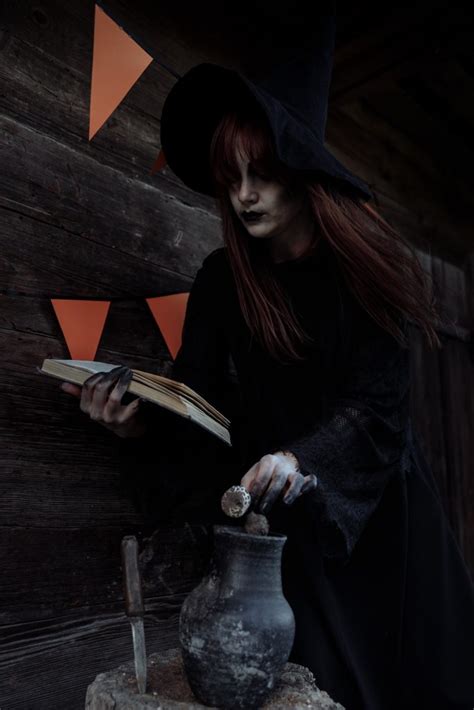Bone chilling witch hat